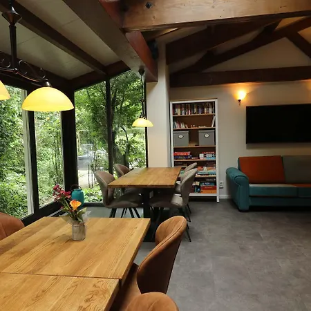 Eemswolde Bed & Breakfast Delft